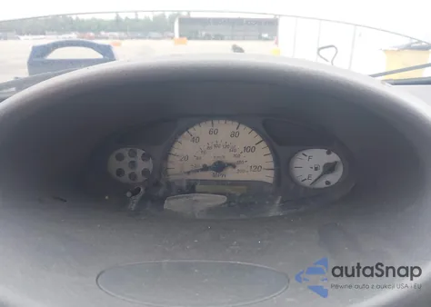 2002 Toyota Echo z USA, uszkodzony, nr VIN JTDBT123420234156